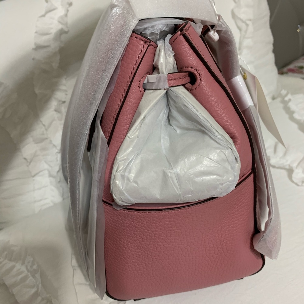 💕Tory Burch Pink Backpack💕 - Picture 7 of 11